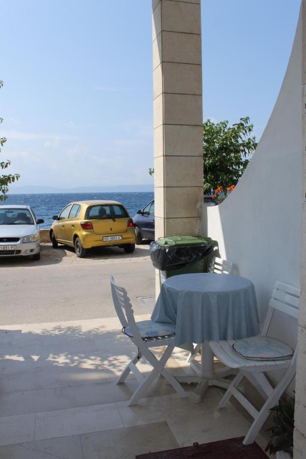 Apartments By The Sea Podgora, Makarska - 6713 Екстериор снимка