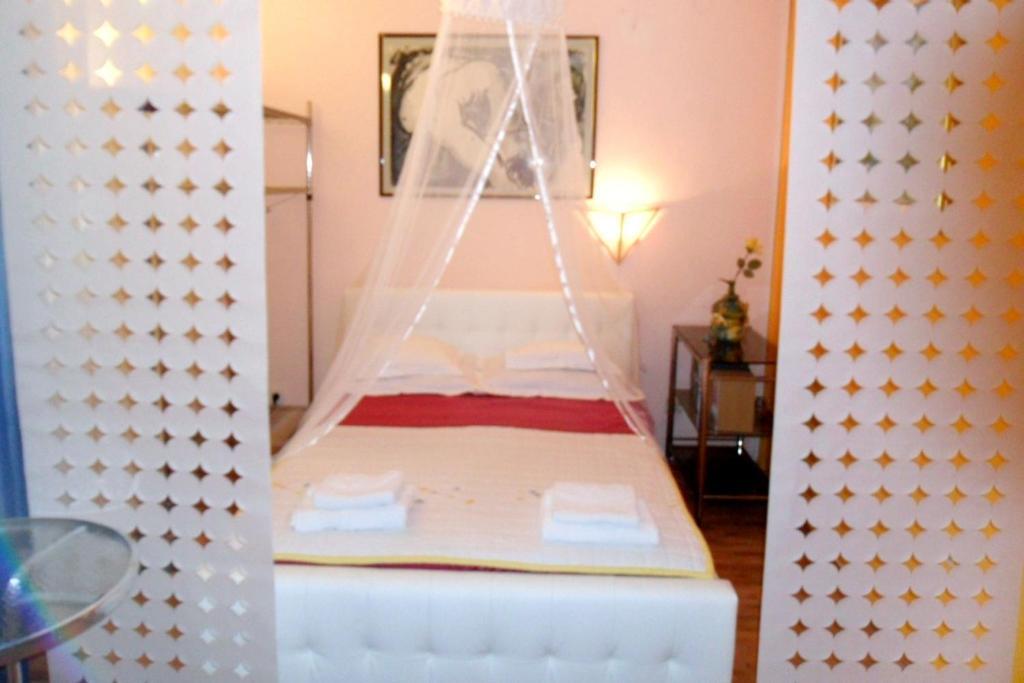 Apartments By The Sea Podgora, Makarska - 6713 Екстериор снимка
