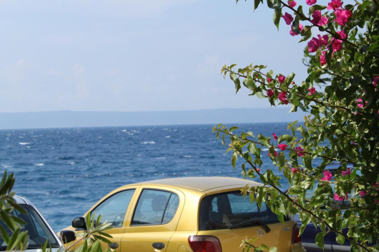 Apartments By The Sea Podgora, Makarska - 6713 Екстериор снимка